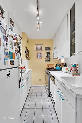 Sold by Corcoran | media 13