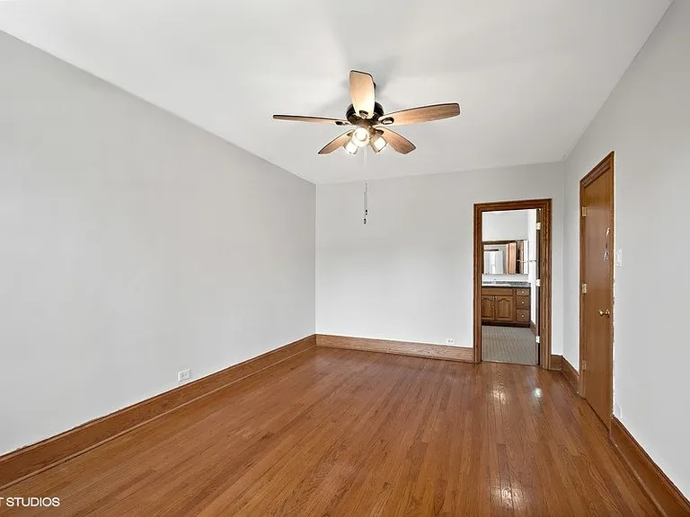 2717 W Argyle St #2 — Photo 14