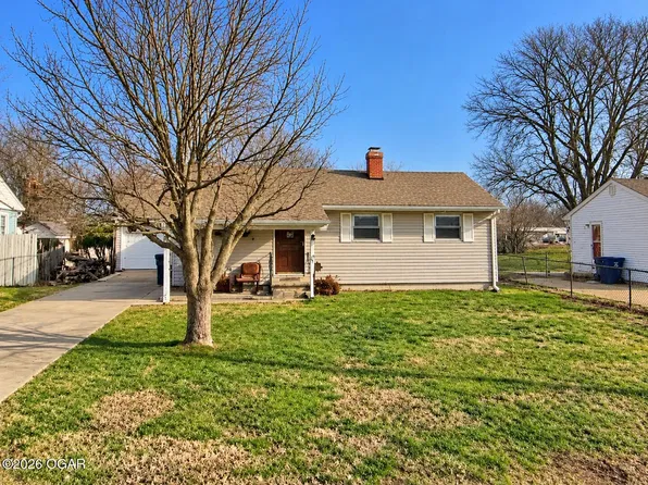 1735 W 21st St, Joplin, MO 64804
