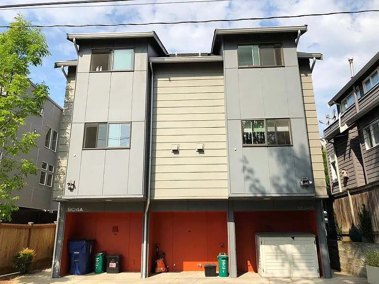 904 17th Ave #B — Photo 1