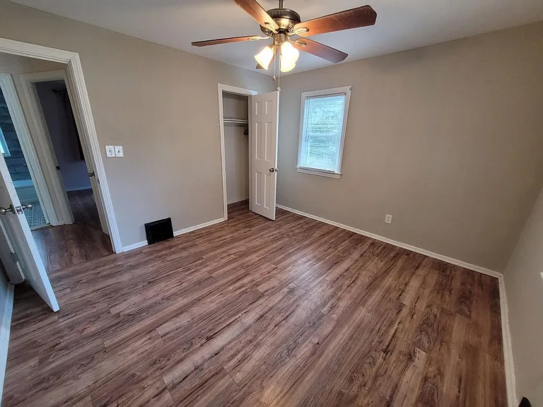 6987 Greenleaf Ave — Photo 11