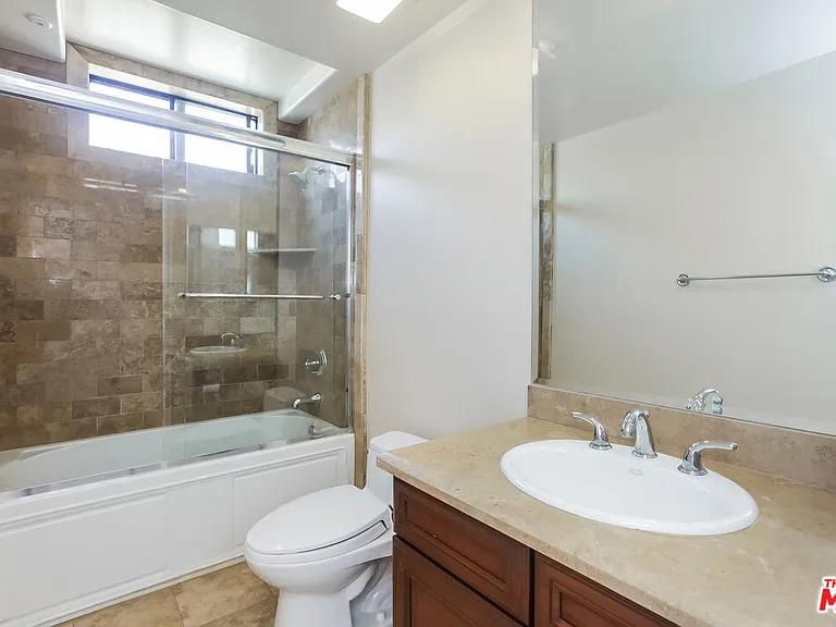 12026 Hoffman St #402 — Photo 31