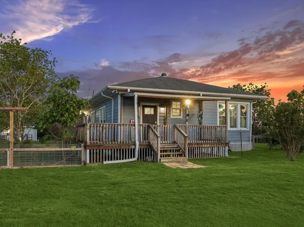 10347 Pless Rd, Cat Spring, TX 78933