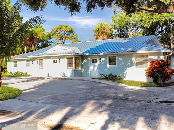 500 NW Stuart Ave, Stuart, FL 34994