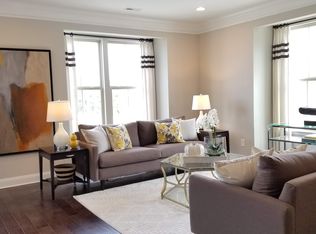 1901 Creekside Landing Dr, Apex, NC 27502