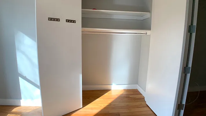 Rented by Nooklyn NYC LLC | media 23