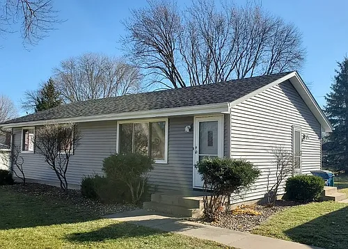 9244 Zinnia Ln N Photo 1