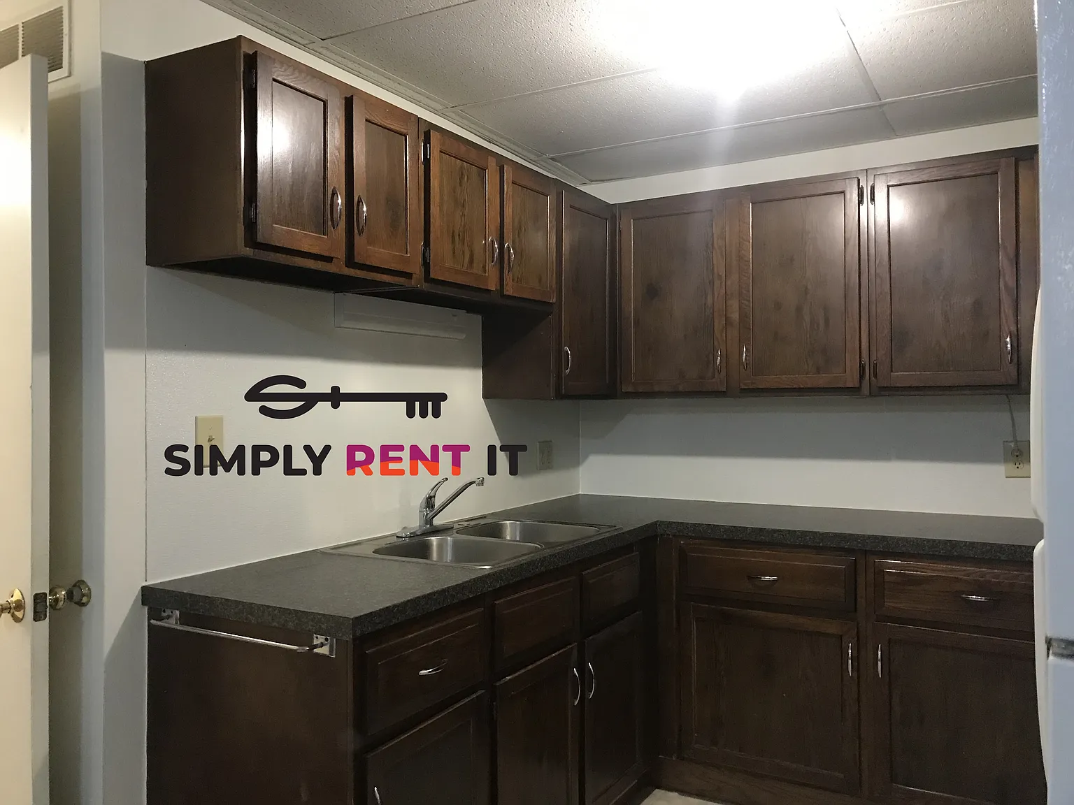 Affordable 2 Bedroom | Downtown Roland | Minutes from Ames — Photo 2