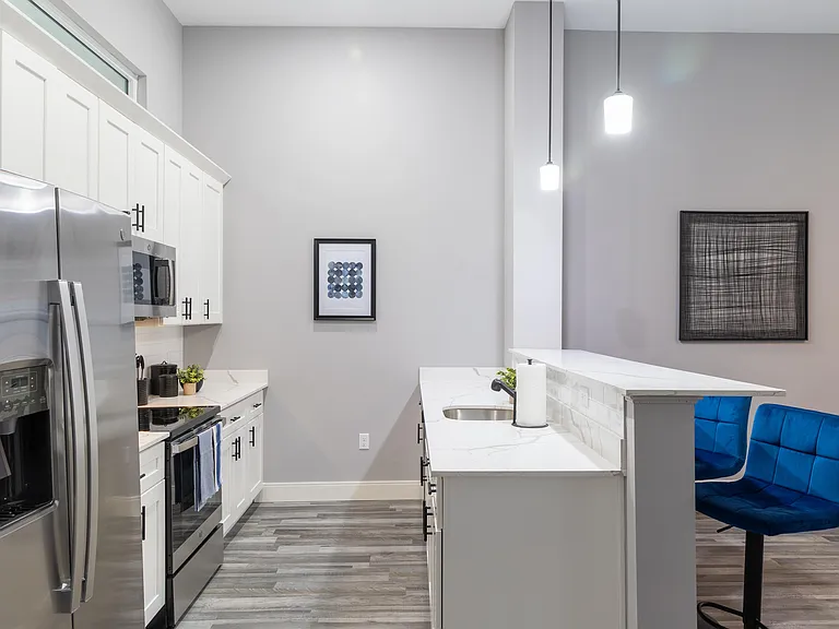 The Residence at 1000 Elm — Photo 101