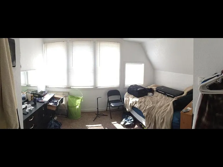 144 3rd Ave S #12 — Photo 1