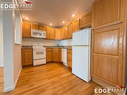 15 Euston Rd #8A Photo 1