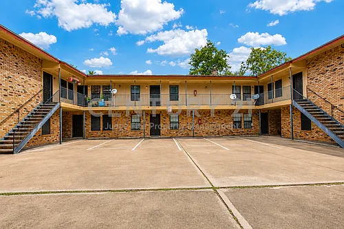 1108 N Elm St #10 Photo 1