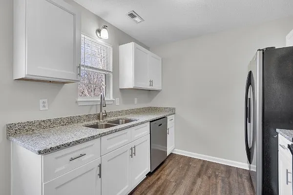 9201 Pembroke Oak Grove Rd — Photo 9