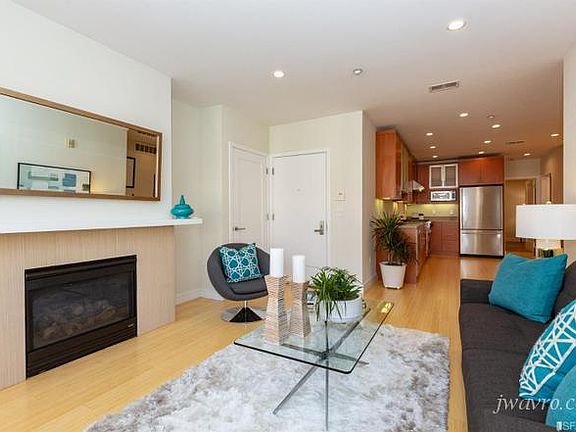 4th image of 1725 Washington St APT 1