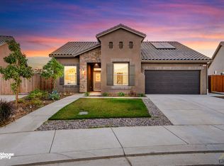 9407 Holley Ridge Ln, Shafter, CA 93263