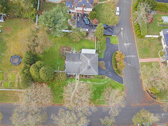 3rd image of 3 Meadow Lark Dr
