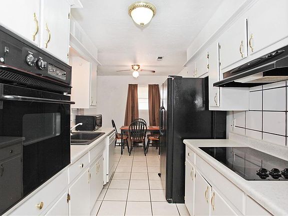 2nd image of 322 Asbill Ave