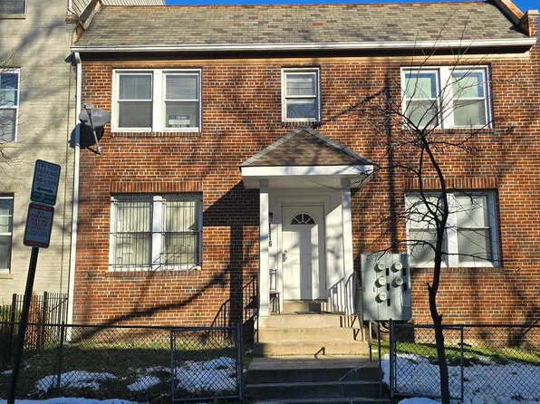 1516 F St NE APT 3, Washington, DC 20002