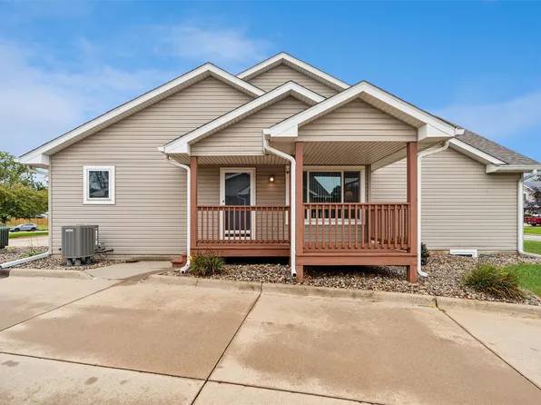 109 SW Hickory Gln, Grimes, IA 50111