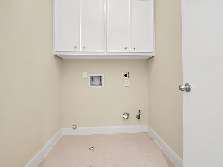 9826 Marlink Ln — Photo 25