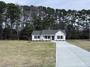 111 Mackisons Trail Ct, Princeton, NC 27569