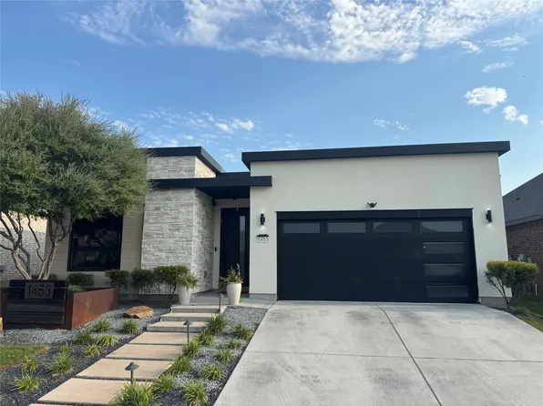 1453 Eagle Nest Dr, Azle, TX 76020