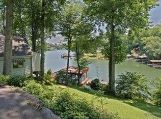 774 Lakemount Dr, Moneta, VA 24121