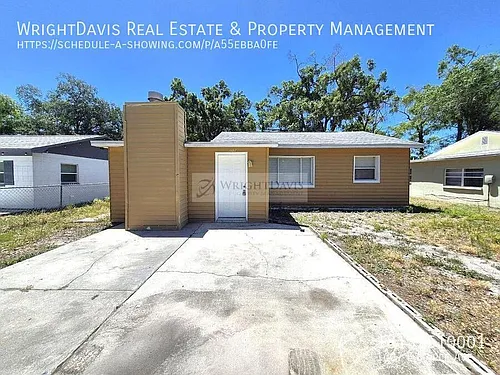 1607 E Maple Ave Photo 1
