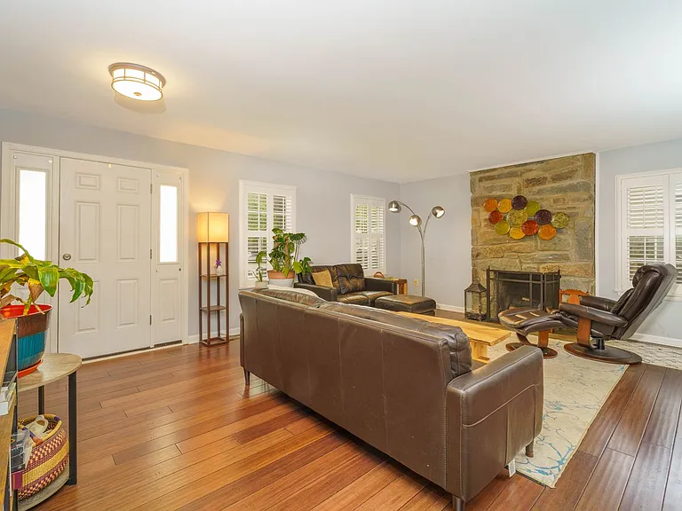 6224 Capella Ave — Photo 3