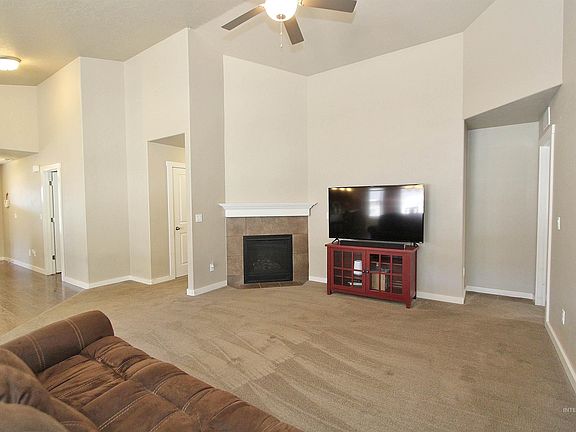 3rd image of 7132 W Devonwood Dr