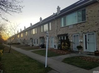 16071 Willets Point Blvd #1, Whitestone, NY 11357