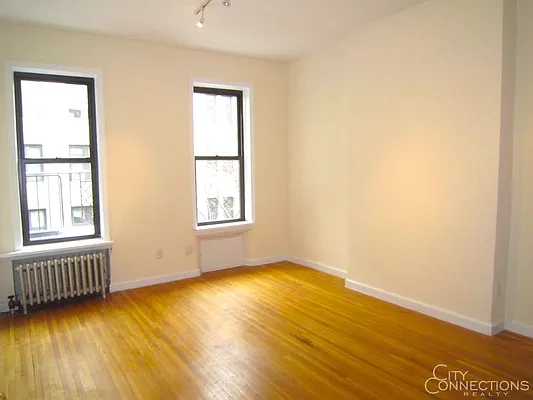 Rented by City Connections Realty | media 36