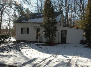 60 Pine Hill Rd, Wolfeboro, NH 03894