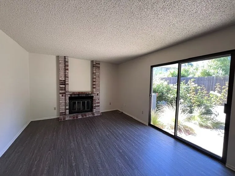 7531 Deltawind Dr — Photo 7