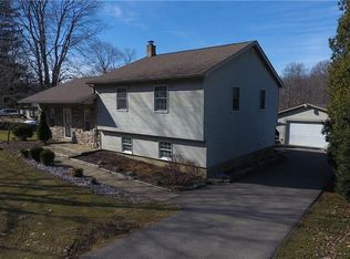 358 E South Range Rd, North Lima, OH 44452