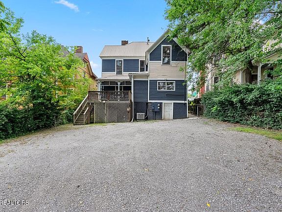 3rd image of 812 N 4th Ave