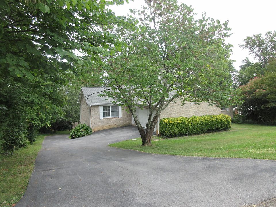 1st image of 2210 Unity Dr #1