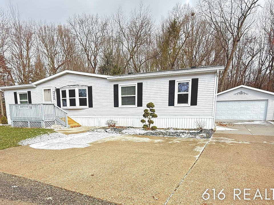 1st image of 7358 Willow Wood Dr NE