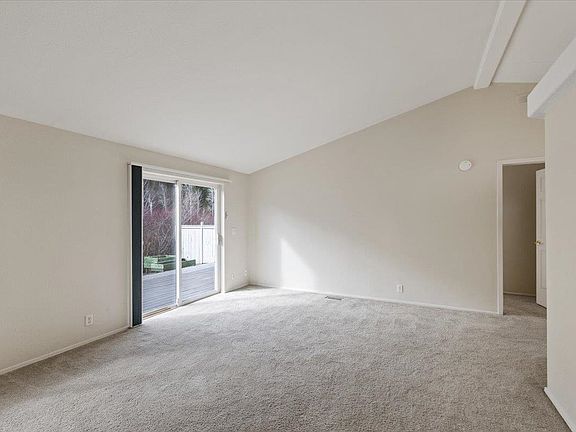 4th image of 1139 W Sunny Creek Cir