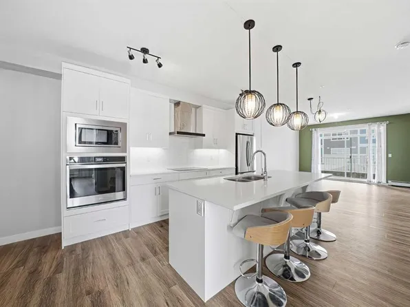 300 Auburn Meadows Mnr SE #114, Calgary, AB T3M 2Y3