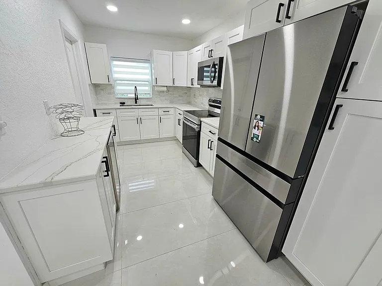 7304 Westwood Dr #7304 — Photo 9