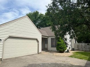 1271 Vanderburgh St, Valparaiso, IN 46385