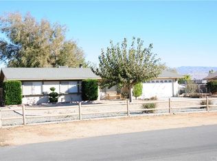 11915 Running Deer Rd, Apple Valley, CA 92308