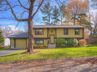 2307 Terra Bella St, Blacksburg, VA 24060