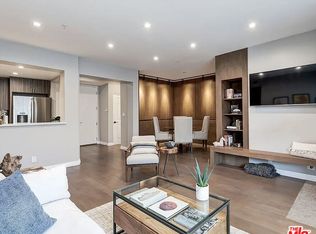 930 N Doheny Dr APT 317, West Hollywood, CA 90069