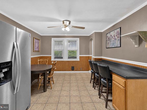 5th image of 38 Lincoln Ave