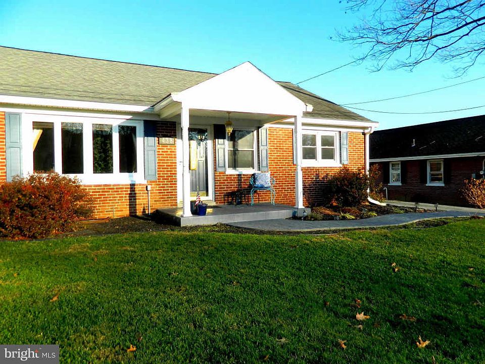 1st image of 438 Hostetter Dr
