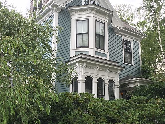 2nd image of 112A Lakeview Ave