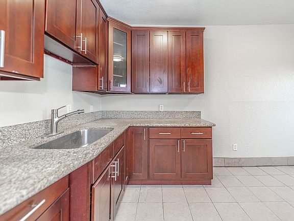 3rd image of 4353 S Western Ave APT 3