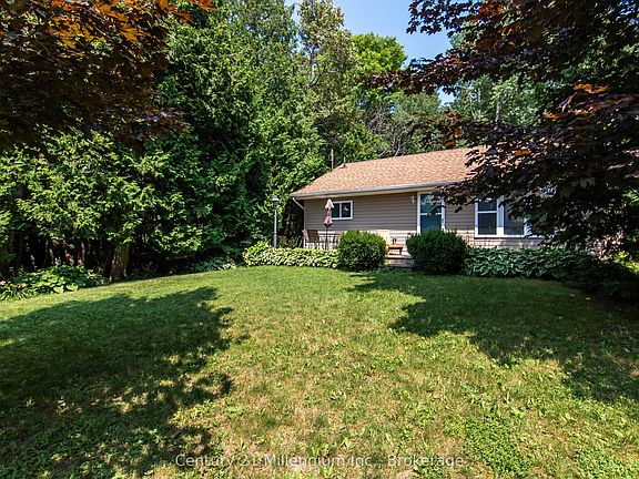 3rd image of 29 Heron Point Rd